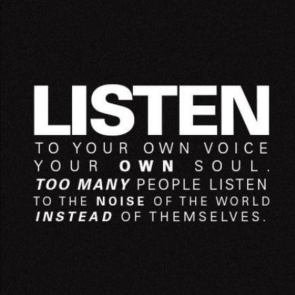 Meet your 5🌟 Posh Ambassador , Alicia - Picture 2 of 8